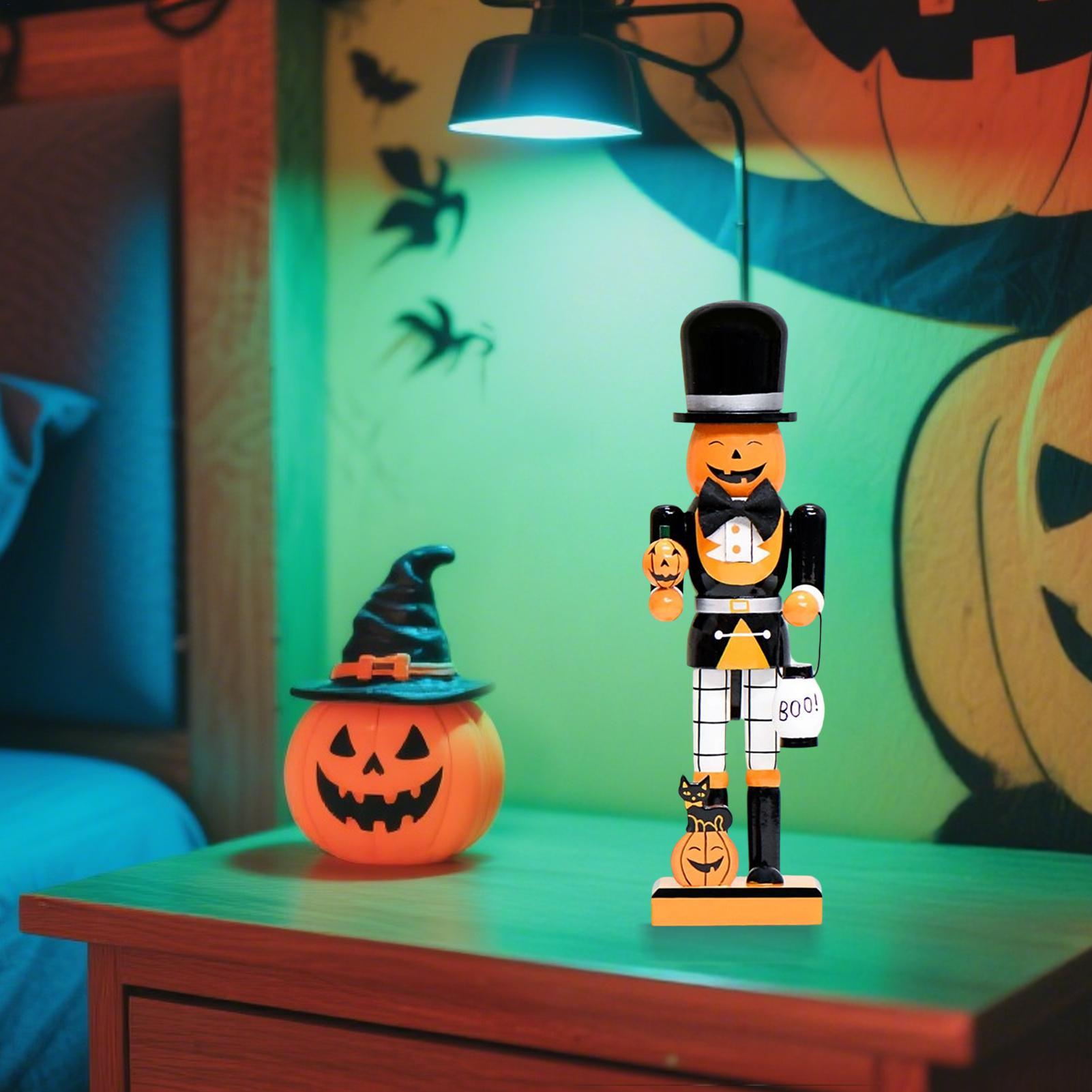 زينة عيد الهالوين على شكل كسار - مراجعة Nutcracker Figurine وسعره